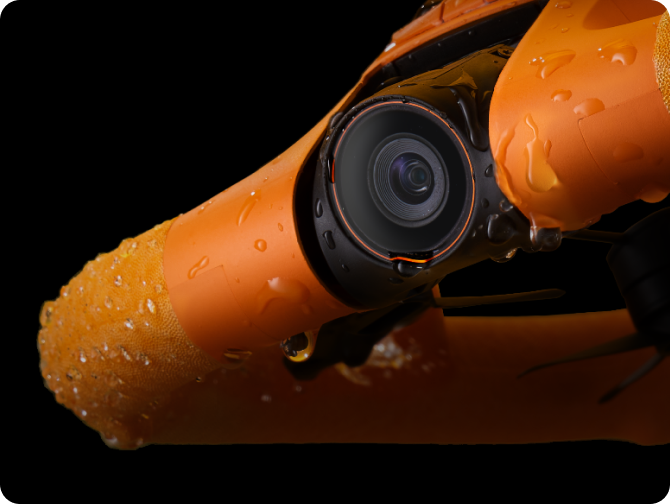 Advanced lens design for water-perfect imagery